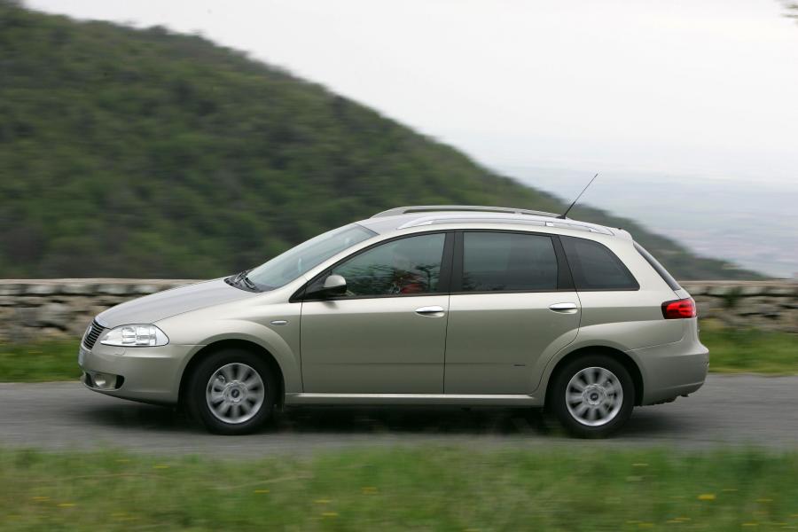  Fiat Croma Station Wagon 2009 года  (фото 3 из 106)